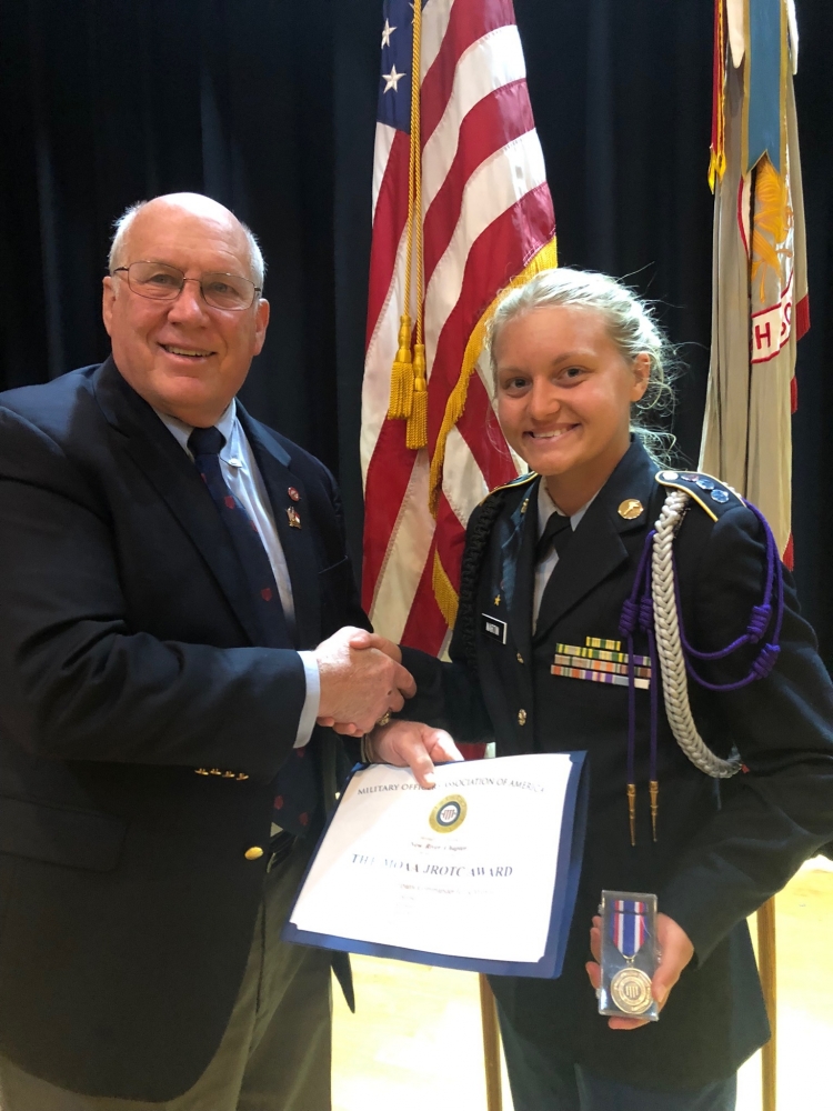 New River Chapter Award Presentation to ACHS JROTC Student